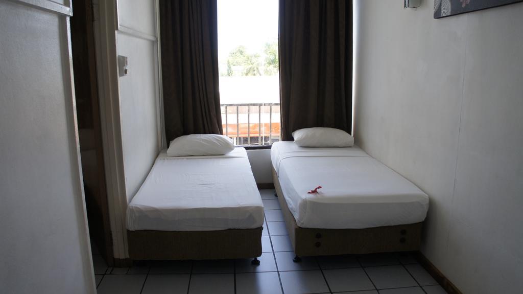 Nadi Downtown Hotel Екстериор снимка